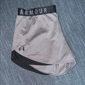 Women’s XXL Under Armour Black and Gray Shorts